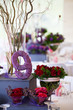 Foto: Wedding banquet table with decor and flowers Wedding banquet table with decor and flowers