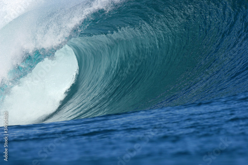 Photo: bigwavebarrel bigwavebarrel