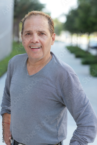 Photo: Middle aged man smiling Middle aged man smiling