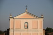 facciata rosa della chiesa di San Zenone di Boara Polesine