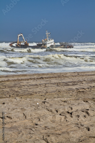 Photo: Havariertes Schiff Havariertes Schiff