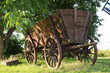 Foto: Alter Heuwagen auf einem Buernhof Alter Heuwagen auf einem Buernhof