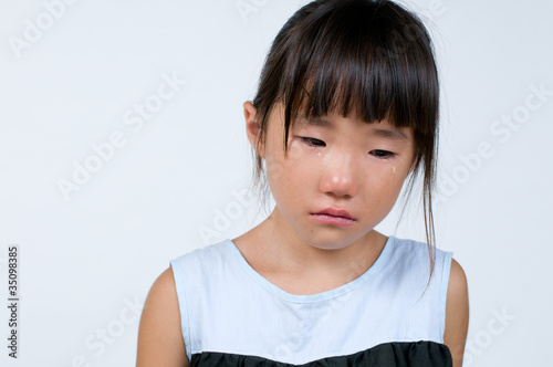 Photo: 泣く女の子 泣く女の子