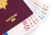 Passeport et billets d'euros Passeport et billets d'euros
