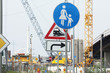 Baustelle Chaos Verkehrsschilder