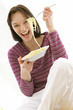 Femme - Assiette de spaghettis