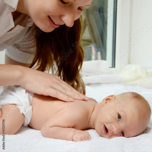 Photo: Mutter und Baby Mutter und Baby