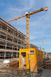Baustelle mit Kran