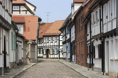 Foto: Straße mit Fachwerkhäusern in Tangermünde Straße mit Fachwerkhäusern in Tangermünde