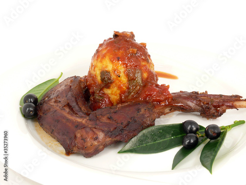 Foto: Hasenkeule und Kartoffelknödel Hasenkeule und Kartoffelknödel