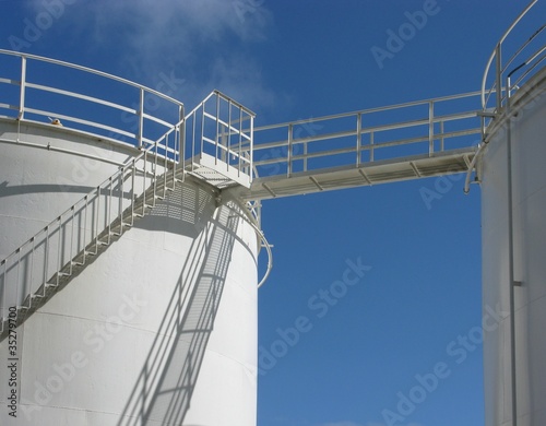 Photo: Erdöl Vorräte - Lager Tanks Erdöl Vorräte - Lager Tanks