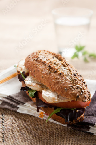 Photo: Chicken sandwich, tomato and lettuce Chicken sandwich, tomato and lettuce