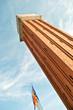 torre con bandiere a Barcellona