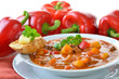 Delikate Gulaschsuppe