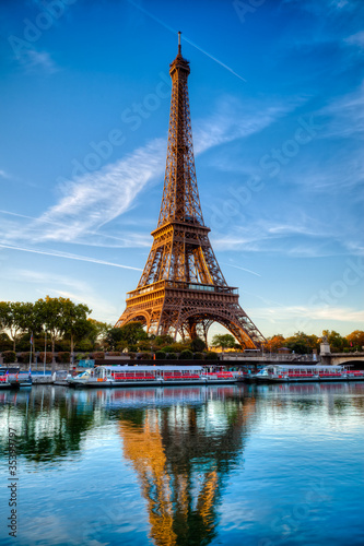 Photo: Tour Eiffel Paris France Tour Eiffel Paris France