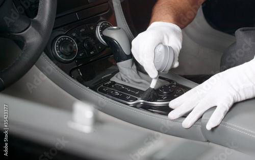 Foto: Car interior cleaning 1 Car interior cleaning 1