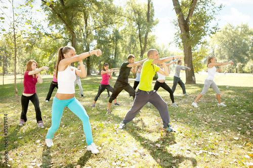 Photo: kickboxing, outdoor kickboxing, outdoor