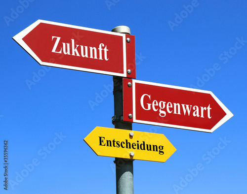 Photo: Zukunft vs. Gegenwart Zukunft vs. Gegenwart