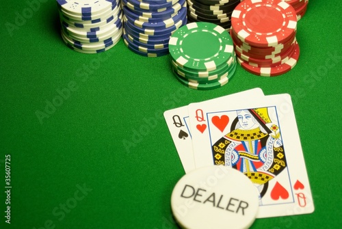 Photo: Pocket Queens on the button Pocket Queens on the button