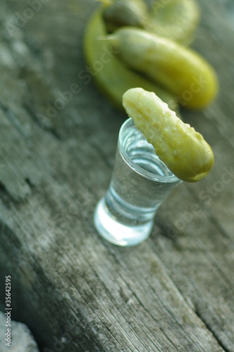 Foto: Dobra zabawa z kiszonym i alkoholem Dobra zabawa z kiszonym i alkoholem