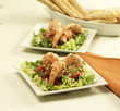 Tartar de salmón y langostinos