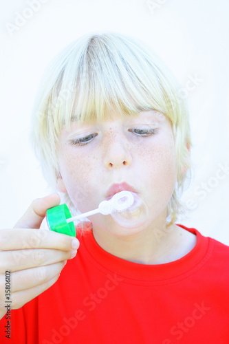 Photo: faire des bulles .... faire des bulles ....