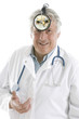 Medecin muni d'une Lampe frontale Medecin muni d'une Lampe frontale