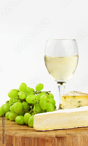 Photo: white wine cheese white wine cheese