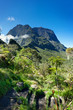 Sentier au coeur du Cirque de Mafate - La Réunion Sentier au coeur du Cirque de Mafate - La Réunion