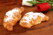 DUE CORNETTI CON CREMA