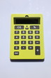 GELBER TASCHENRECHNER GELBER TASCHENRECHNER