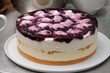 Sahnetorte - Festtagstorte - in der Bäckerei