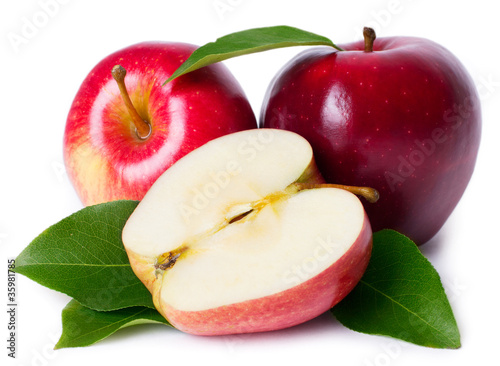 Photo: Sweet apple with leaves Sweet apple with leaves