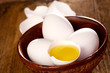 Foto: Eggs in a wooden bowl Eggs in a wooden bowl