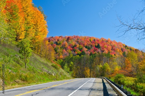Photo: Scenic Fall drive on Route 6 in Pennsylvania Scenic Fall drive on Route 6 in Pennsylvania