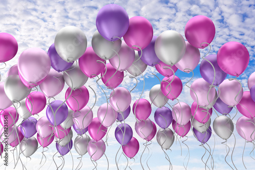 Photo: balloons flying in the sky balloons flying in the sky