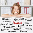 lächelnde frau sagt danke