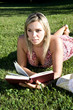 donna che legge