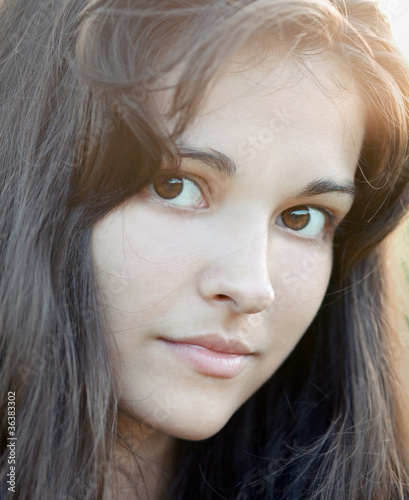 Photo: Portrait of beautiful cute young girl Portrait of beautiful cute young girl