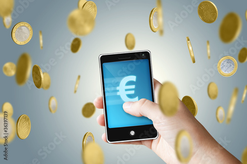 Foto: Smartphone and Money Smartphone and Money
