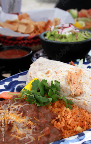 Foto: burrito beans and rice burrito beans and rice