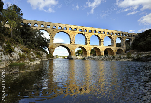 Photo: Roman aqueduct Pont du Gard, France Roman aqueduct Pont du Gard, France