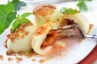 Feine Zwetschgenknödel als Dessert