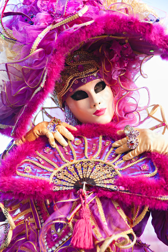 Photo : VENICE - MARCH 05: Participant in The Carnival of Venice, an ann VENICE - MARCH 05: Participant in The Carnival of Venice, an ann