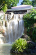 Cascade sous maison