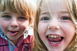 Foto: Kinder lachen. Kinder lachen.