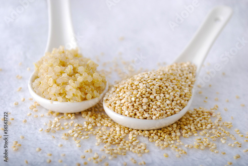 Photo: Cooked and uncooked quinoa Cooked and uncooked quinoa
