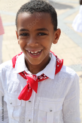 Photo: l'enfant au foulard l'enfant au foulard