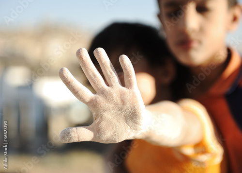 Photo: Please stop this humanitarian disaster! Please stop this humanitarian disaster!
