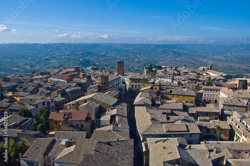 Photo: Orvieto vista dalla sommità della torre del Moro Orvieto vista dalla sommità della torre del Moro